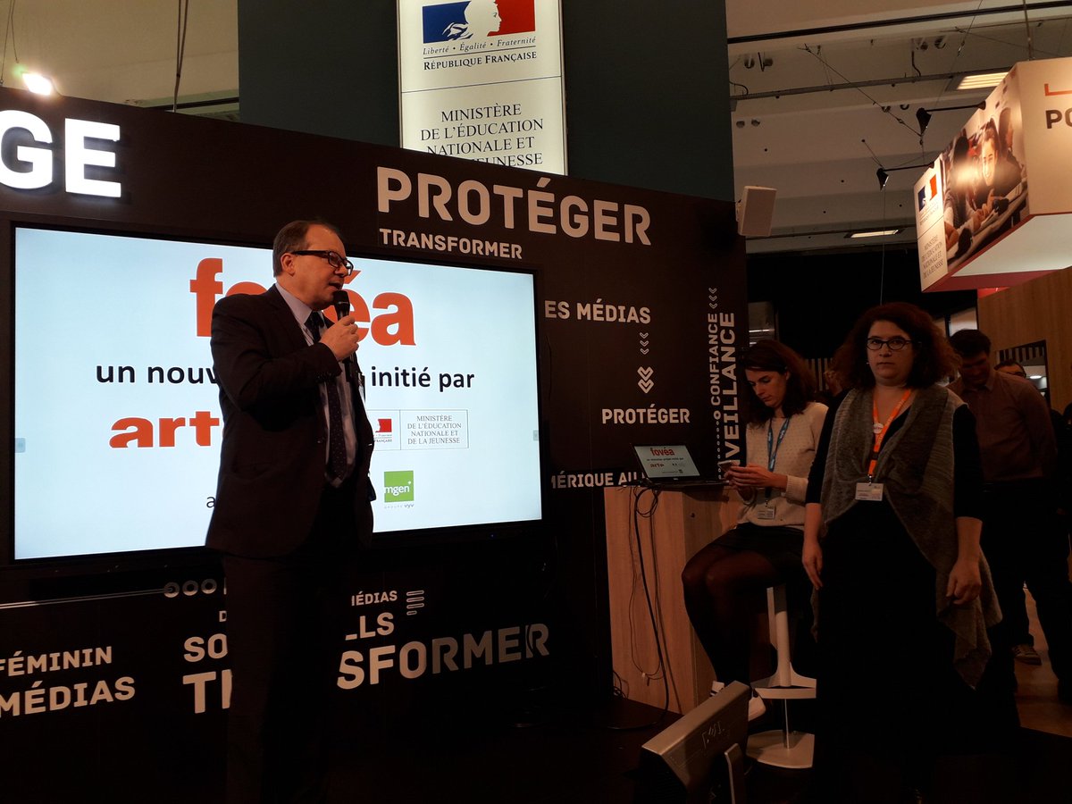 marcon_valerie's tweet image. #educatectice @caroghienne d'@ARTEfr présente #Fovéa un projet de lecteur vidéo universel pour l'#ÉcoleInclusive. Un projet qui sera disponible sur #Éduthèque