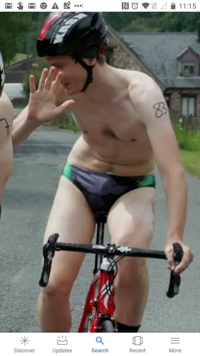 daniellloyd1's tweet image. Last year, you lot raised a whopping $170,000 for World Bicycle Relief.

Si promised to ride through London in Speedos if we raised £50,000.

So, at midday, @si_richardson will ride from Trafalgar Square to @ASSOS_LDN, not wearing very much. Please RT!