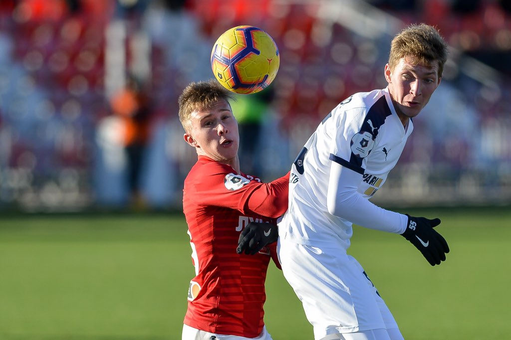 хеттрик футбольный. довбик хет трик. эрлинг холанн ман сити. довбик хет трик. криштиану манчестер хет-трик.