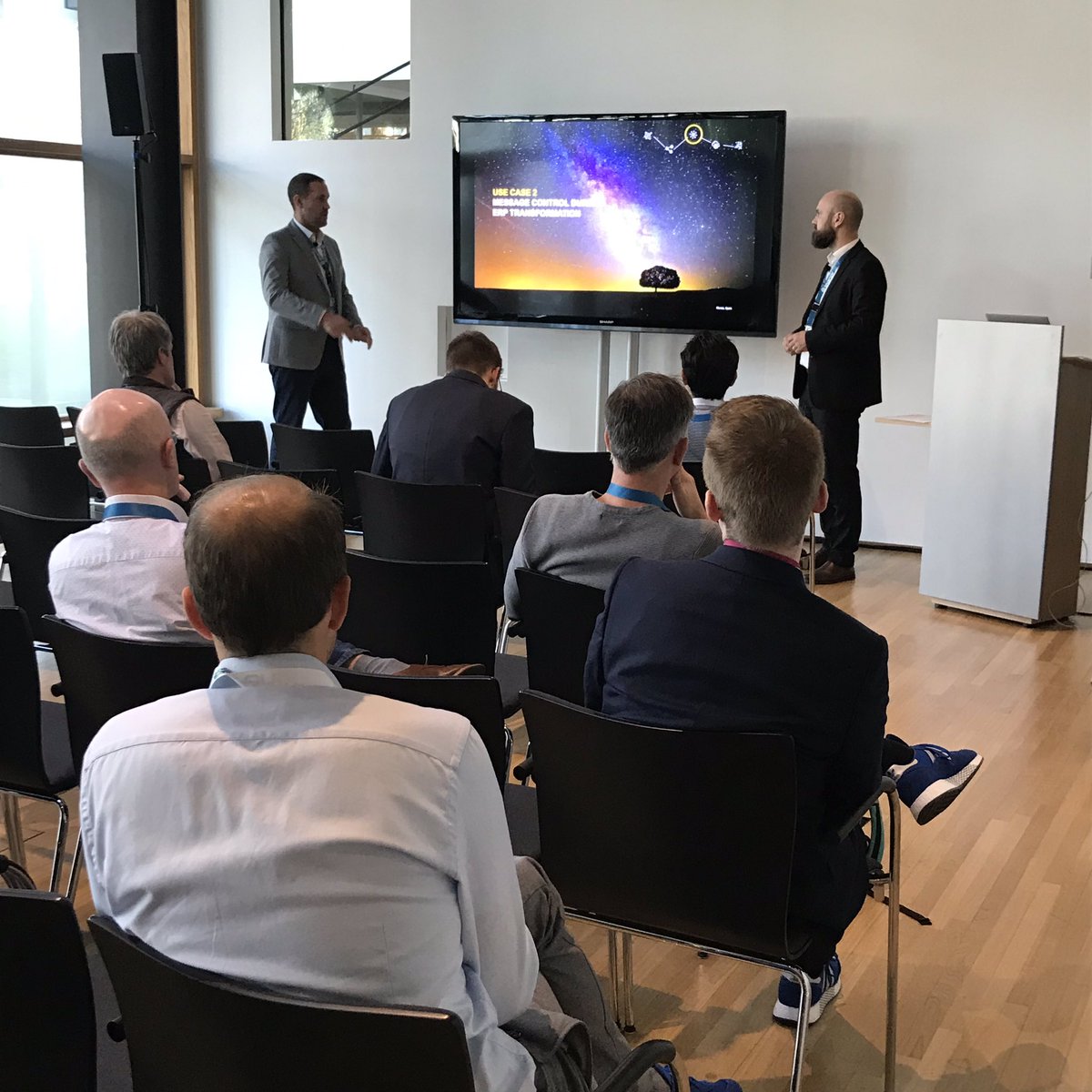 Jörg Atai-Nölke and Thomas Fraszczak from @itaricon show us how to use the LeanIX Interface Circle Map to do message control during an ERP transformation.
#EntArch #EACD18