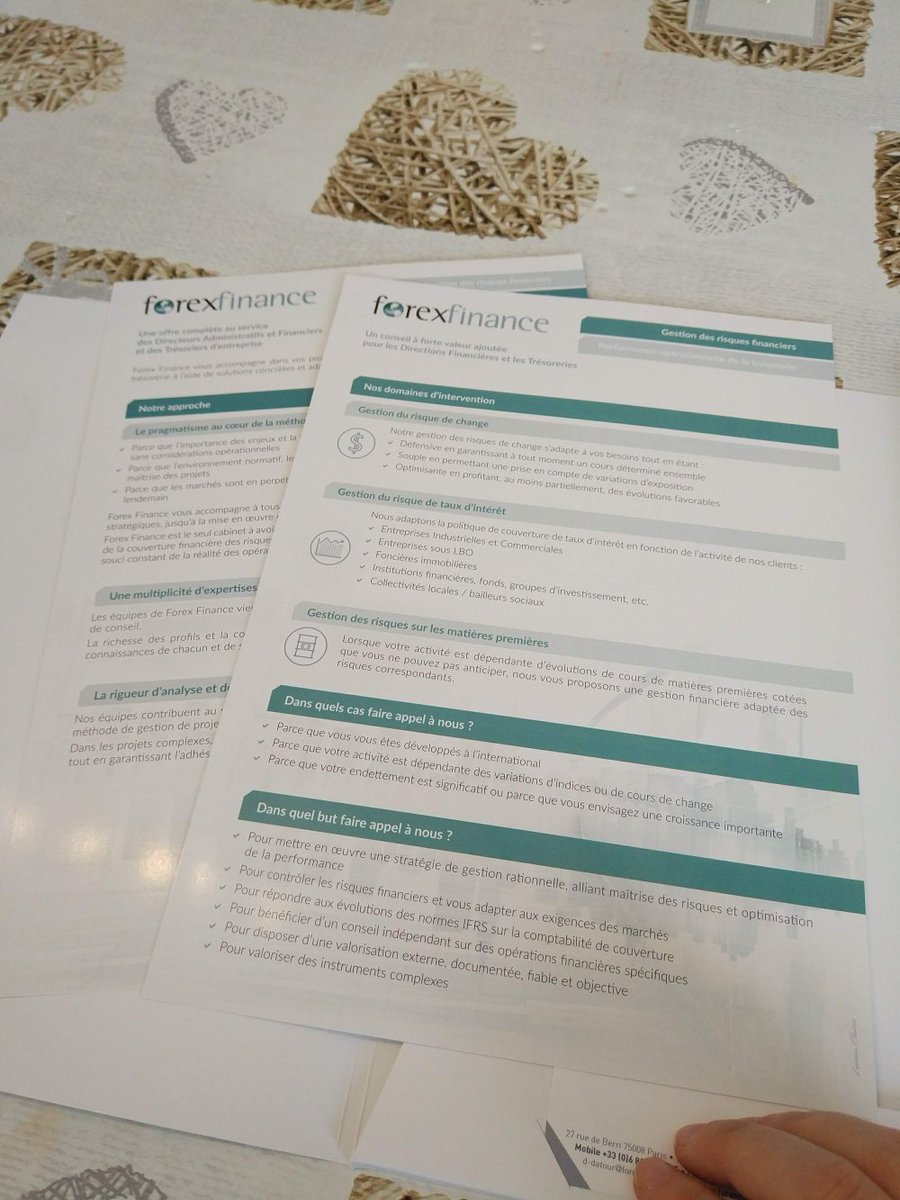 LantanaCreation's tweet photo. #lantanacreation #finance #chemise #fiches #présentation #com https://t.co/TDMnPYS9Xt