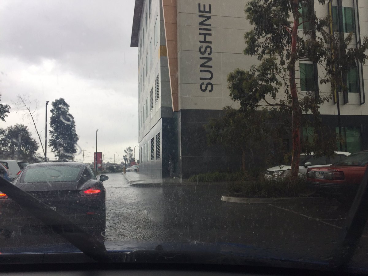 nightingalesurg's tweet image. Not Sunshine. Rain. Hail. Cold. #springinmelbourne #hospitalcarpark 7 days until summer