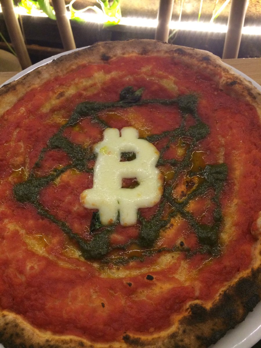 ant_russolillo's tweet photo. A due anni dall’avvio del #chapther @StartupGrindNA ha dedicato la serata di ieri alla #blockchain
#napoliblockchaincity #startup #startuplife https://t.co/iPO0tm29F6