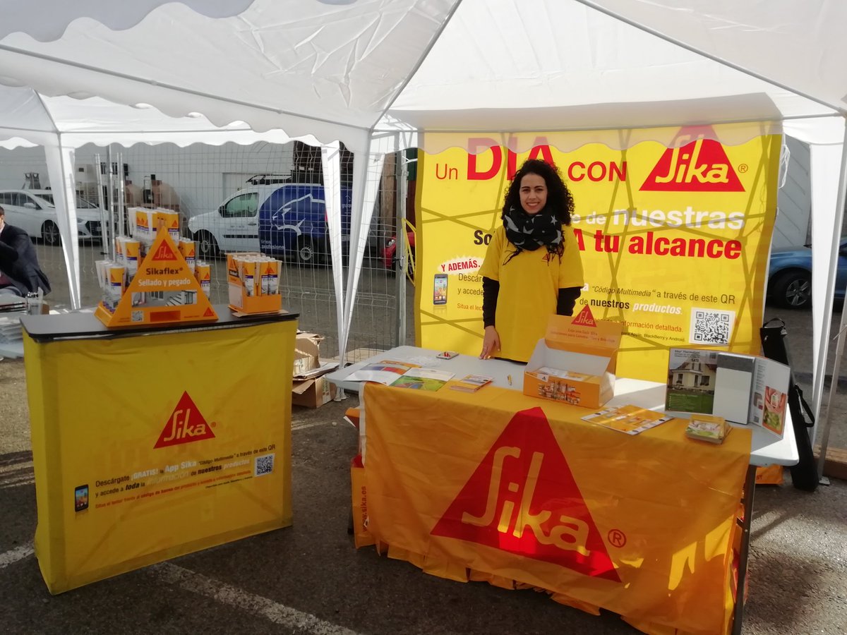 Ya estamos en la feria para profesionales de <a href="/leroymerlin_es/">leroymerlin_es</a> de Alcala de Hres. No dejeis de pasar por el stand de <a href="/SikaSpain/">Sika España</a>