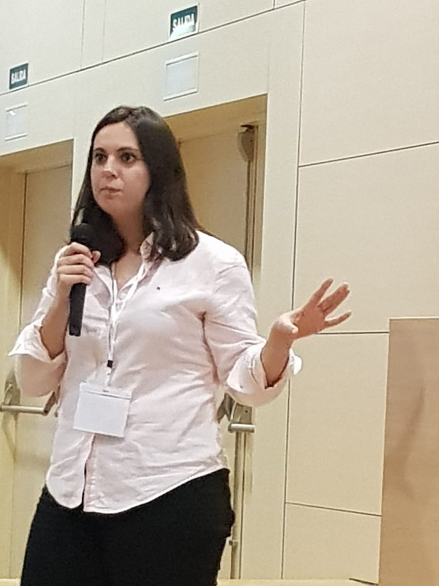 NFeminista's tweet photo. La investigadora Inés del Castillo cuestiona el relato histórico sobre la vida de las #Mujeres en la etapa del Alto Imperio romano #NoviembreFeminista2018 @unicomplutense @FilologiaUCM #Feminismo https://t.co/qvP64rvMJN