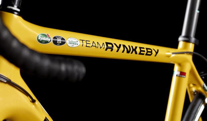Team Rynkeby (@teamrynkeby) on Twitter photo The <a href="/BianchiOfficial/">Bianchi Official</a> bicycles are almost here! The first yellow #TeamRynkeby racing bike has just arrived! See the pictures here...
team-rynkeby.com/news/kopi-af-n… The <a href="/BianchiOfficial/">Bianchi Official</a> bicycles are almost here! The first yellow #TeamRynkeby racing bike has just arrived! See the pictures here...
team-rynkeby.com/news/kopi-af-n…