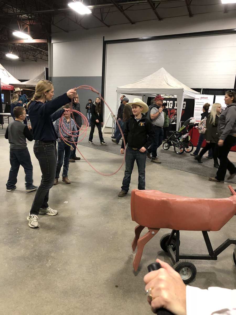 farmcat76's tweet photo. Learning a new skill at Agribition https://t.co/1kCjMeqrTl