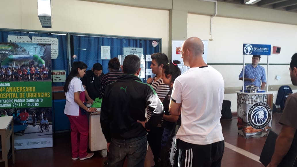 DeporteMuniCba's tweet photo. Damos apertura a la #Entregadekit de la Maratón del Hospital de Urgencias✏🗒que se correrá el próximo domingo 25.
👉La entrega de Kit se realizará hoy viernes y mañana sábado de 12 a 20hs en el hall central del Hospital (Catamarca 441 Zona Centro).
🚗Estacionamiento habilitado. https://t.co/YfkUhN2QG5