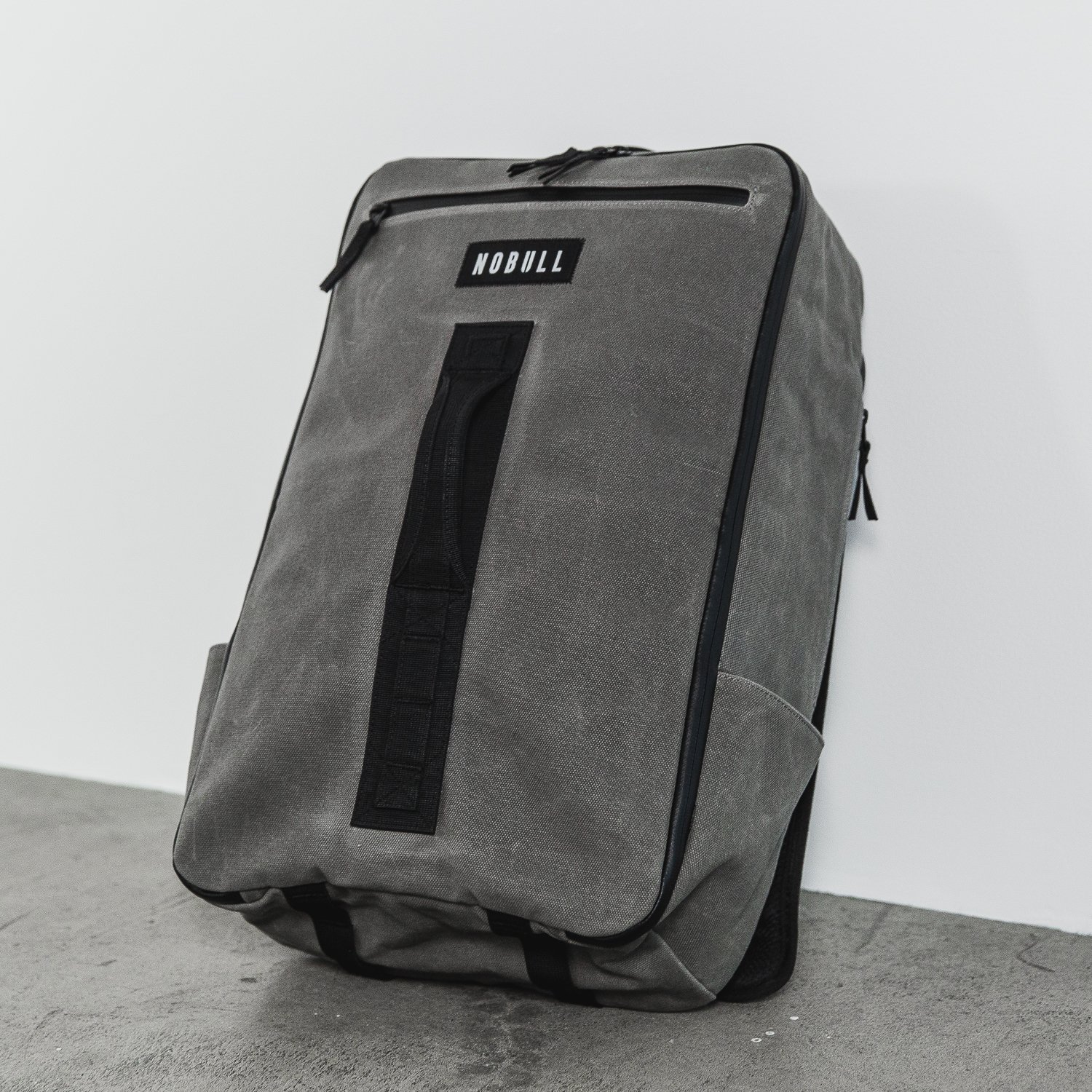 NOBULL on X Waxed Canvas Bag Collection now available in Grey Featuring a water resistant exterior. Shop the Duffleback Backpack more https t sV0WPoaFgE IAMNOBULL JustTheHorns https t OVkUBadOve...