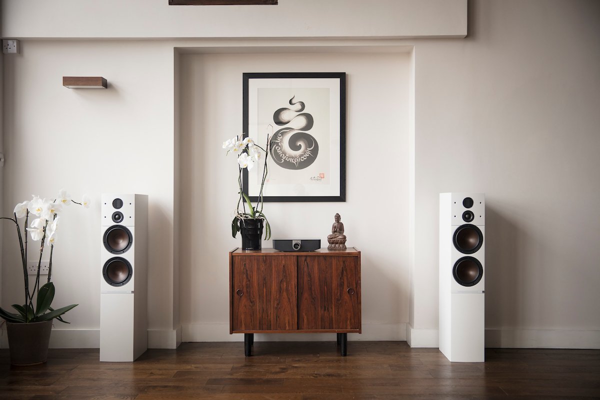 DALIspeakersUK's tweet photo. The wireless DALI CALLISTO speaker system re-imagines Hi-Fi for the 21st Century - without the need for complicated electronics. 

#dalispeakers #dalicallisto #hearmore #FridayFeeling https://t.co/NF1EEcLm8Q