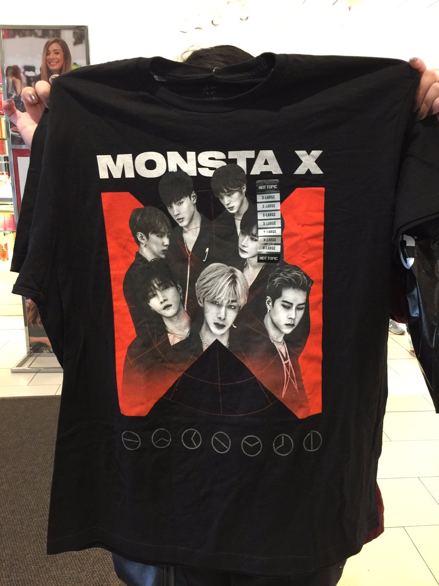 juliiejong's tweet photo. @OfficialMonstaX
Guess what I bought for the #JingleBall #MONBEBE FOREVER!!! #MONSTA_X @STARSHIPent
#ExcelEnergyCenter
🐻🐰🐶🐹🐢🐝🐺 https://t.co/3vj6lRq4px