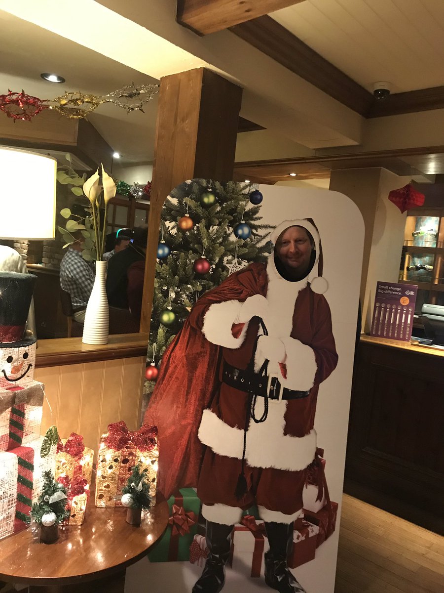 Who wants to join in? #xmasattheFC <a href="/JoGolding6/">Jo Golding</a>