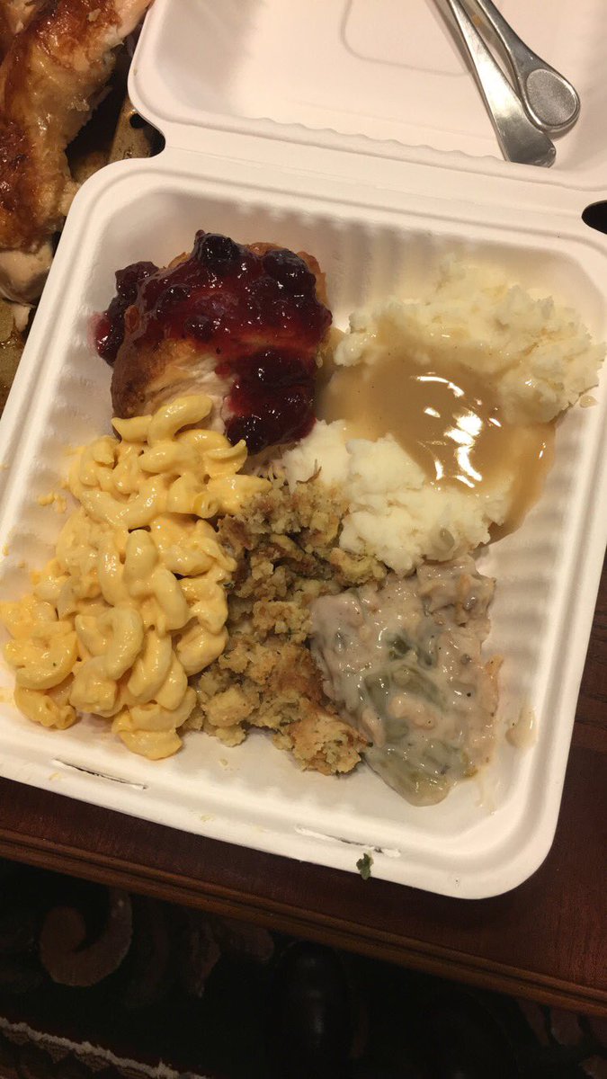 _isabel_jasmin_'s tweet photo. THANK YOU! Thank you to everyone who helped by donating their time, supplies, food, or money! We are beyond grateful!! We succeeded in making out goal of 50 meals and 50 kits and the reactions of some people melted my heart! Next years goal: 75! Happy Thanksgiving everyone! https://t.co/dPMcFt8jwD