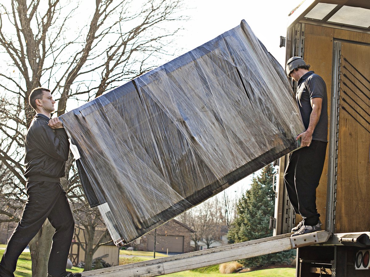 TMTDallas's tweet photo. We aren't the average #movingcompany, no move is too small! Let us do the heavy lifting this #blackfriday! We're happy to pick up and deliver your large holiday purchases such as appliances or safes. Let us do the heavy lifting! https://t.co/IghLYoLtEY