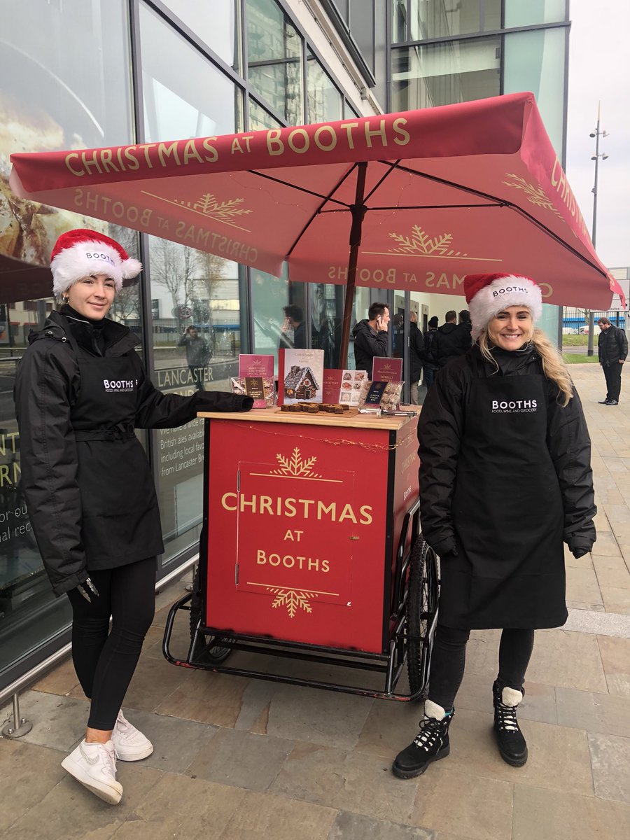 SarahJadee_x's tweet photo. Feeling Christmassy #boothschristmas https://t.co/r81aiDnndj