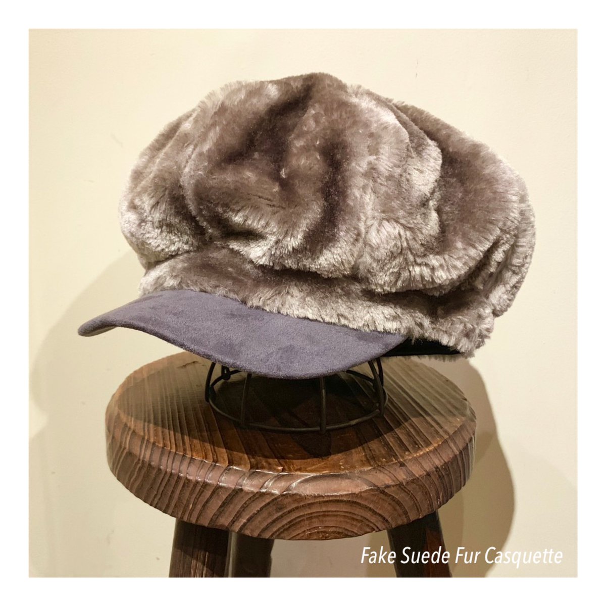 taffee_shop's tweet photo. #fakesuede
#fur
#casquette 再入荷☆
モコモコ感が可愛い
フェイクファー・キャスケット♫
カラーは
・グレー
・ベージュブラウン
・ブラック の3色が再入荷☺︎
#Taffee #宮崎 #古着 #フェイクファー #フェイクスウェード #ファーキャップ #キャスケット #古着女子 #古着mix https://t.co/2TxyF4Y2pb