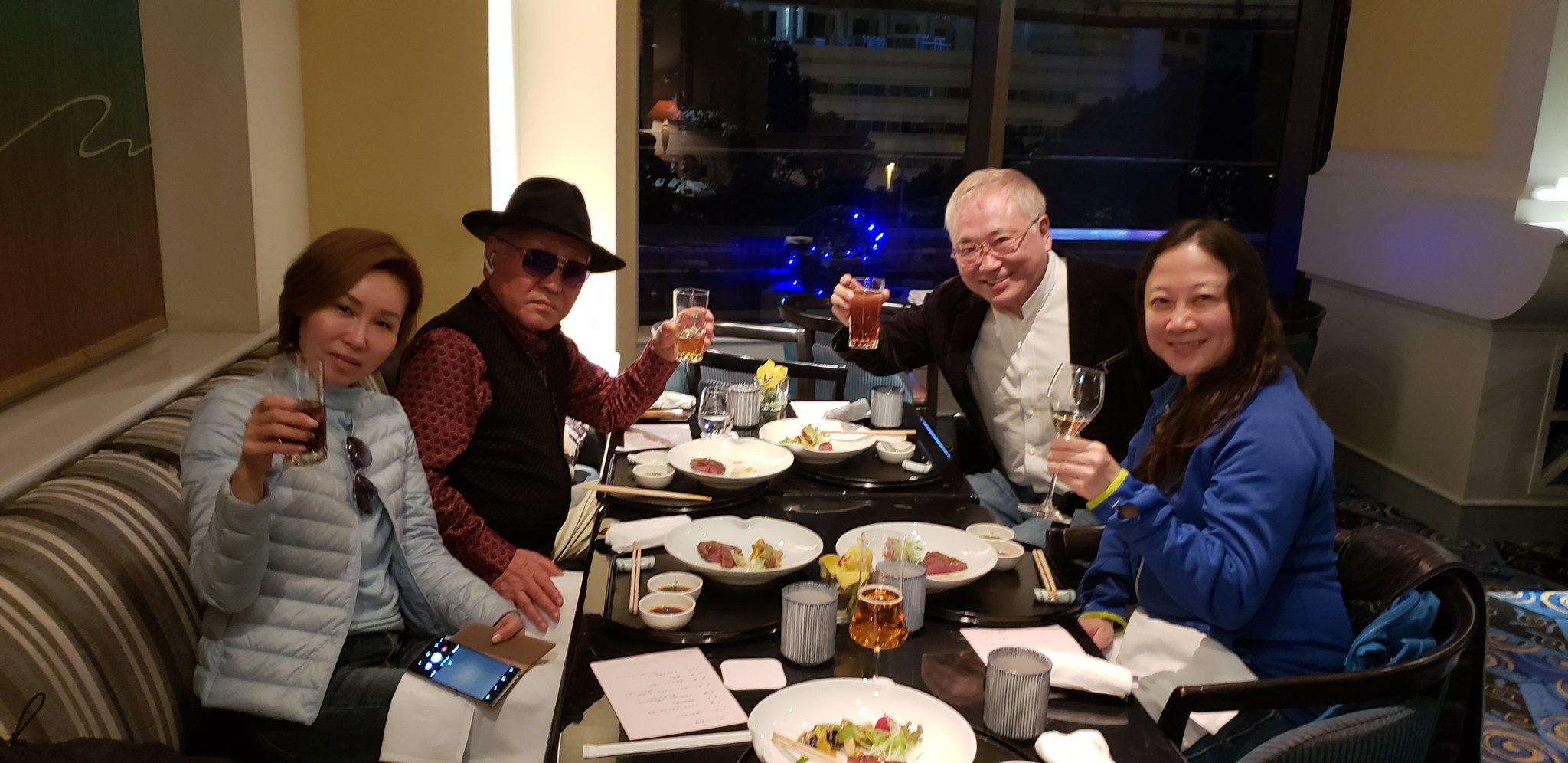 高須克弥 En Twitter 山根会長と会食 宴たけなわなう