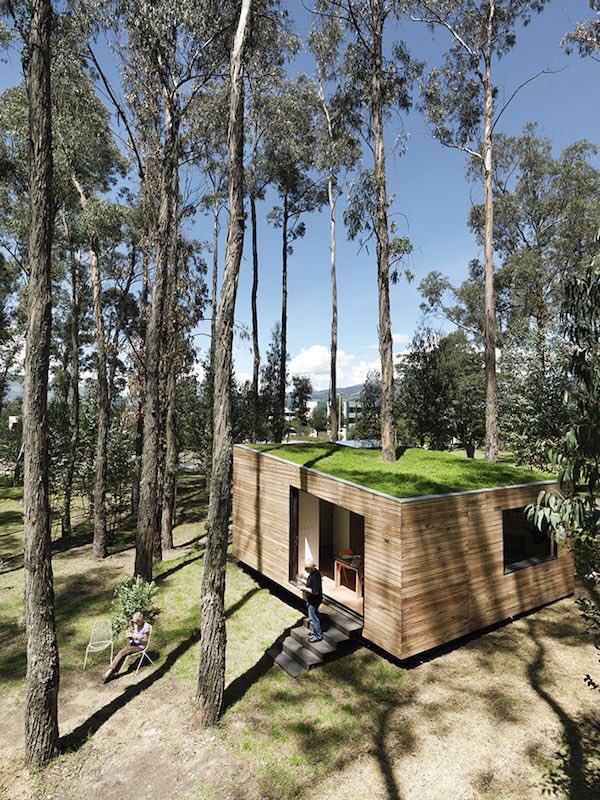prefabsmallhome's tweet photo. House Prototype (50 sqm), Sangolqui, Ecuador by Luis Roldan Velasco + Ángel Hevia Antuña | 📷 Gori Salvà https://t.co/jksba7Q9ic