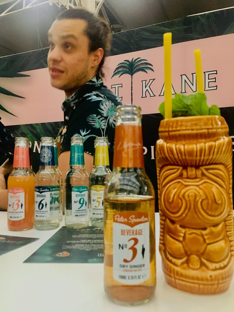 peterspanton_'s tweet photo. #beyondordinary afternoon with friends at #TheSpiritShowLondon, thank you @brentingby, @RebelYell, @StryykD , @lakikane, #hispirits #spiritshow #spirits #tonicsandmixers #chocolatetonic #cardamontonic #lemongrasstonic https://t.co/xur6wL1Dzd