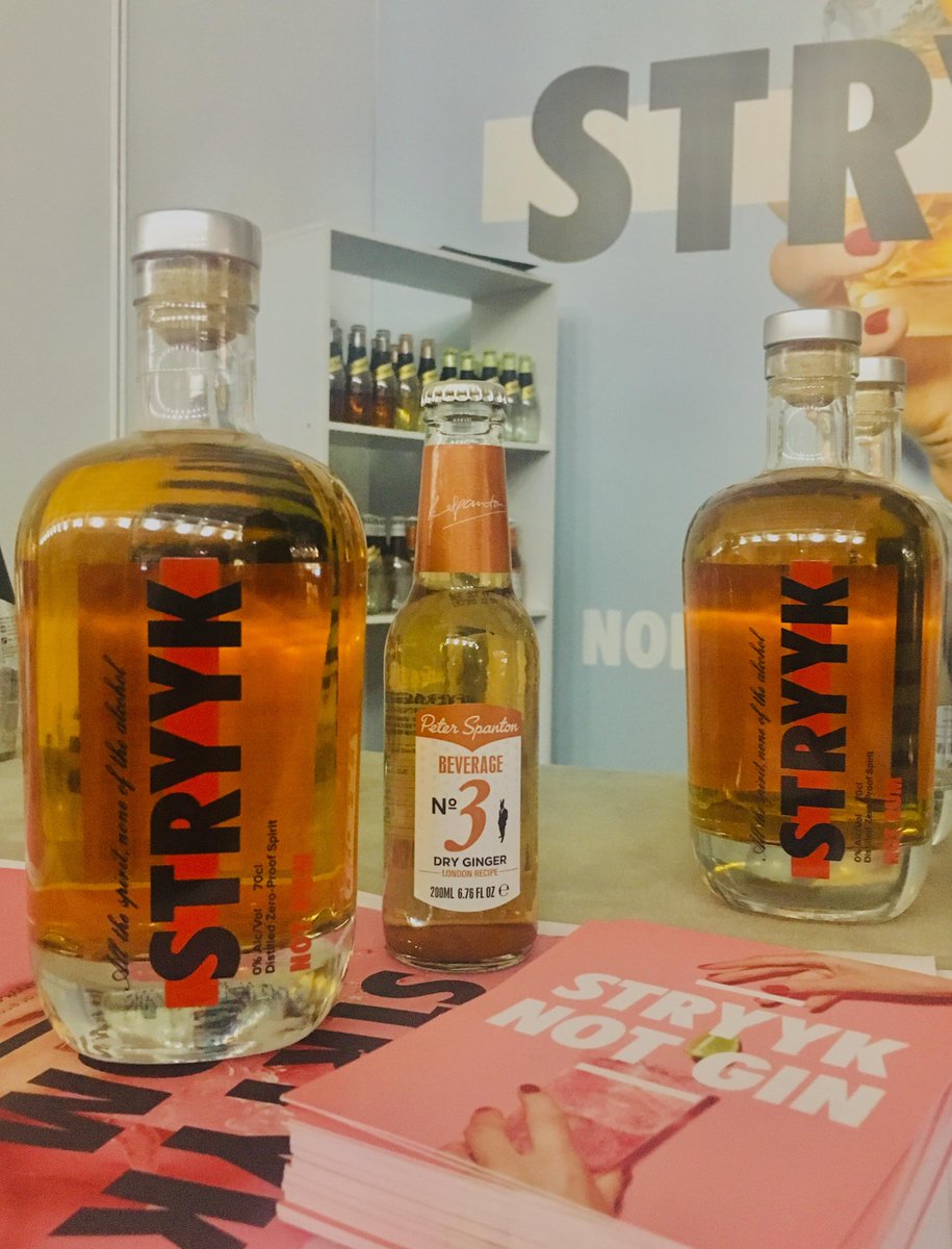 peterspanton_'s tweet photo. #beyondordinary afternoon with friends at #TheSpiritShowLondon, thank you @brentingby, @RebelYell, @StryykD , @lakikane, #hispirits #spiritshow #spirits #tonicsandmixers #chocolatetonic #cardamontonic #lemongrasstonic https://t.co/xur6wL1Dzd
