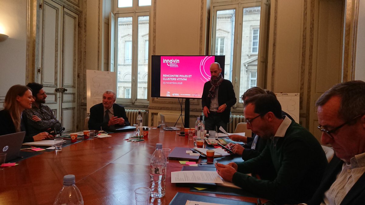 ThomasCruzol's tweet photo. 1ere rencontre des pôles &amp; Cluster viti/vinicole France à Bordeaux @Inno_vin #innovation #winetech #TransformationDigitale
Présentation d'@InVinoTech avec @CoralieHALLER #drinkalsace
🔜 Focus Group #Winetech au Hub @EpitechStras #workinprogress
#Epitechinside 👋 @EpitechBordeaux https://t.co/gfHLvxeYCM