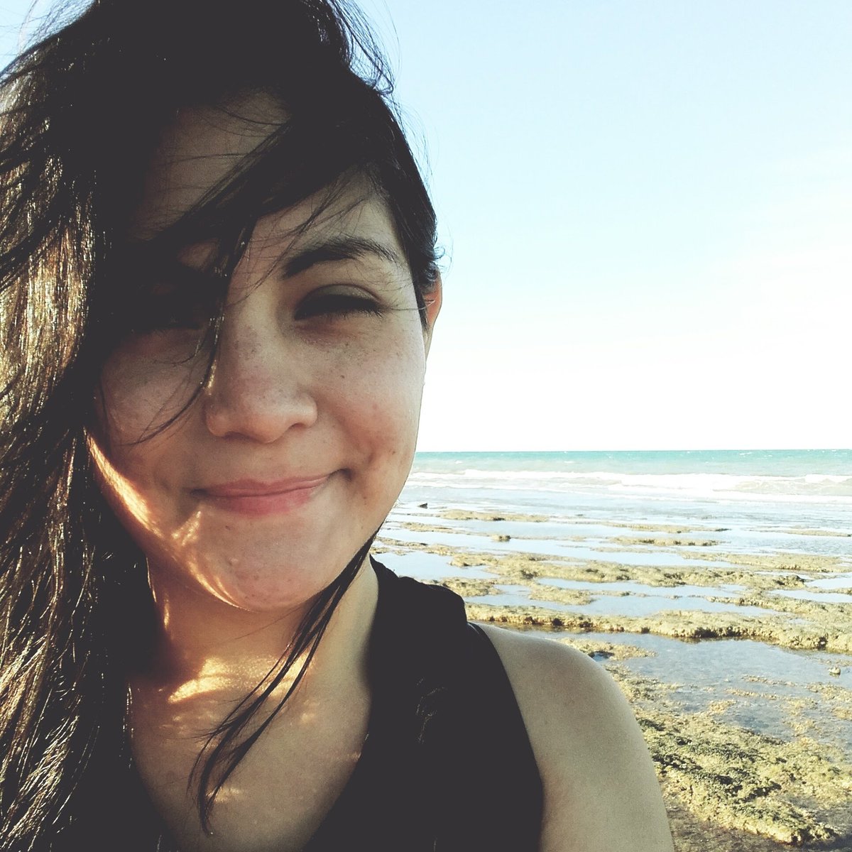 MacaLizet's tweet photo. #NuevaFotoDePerfil https://t.co/W9cc4BagJw