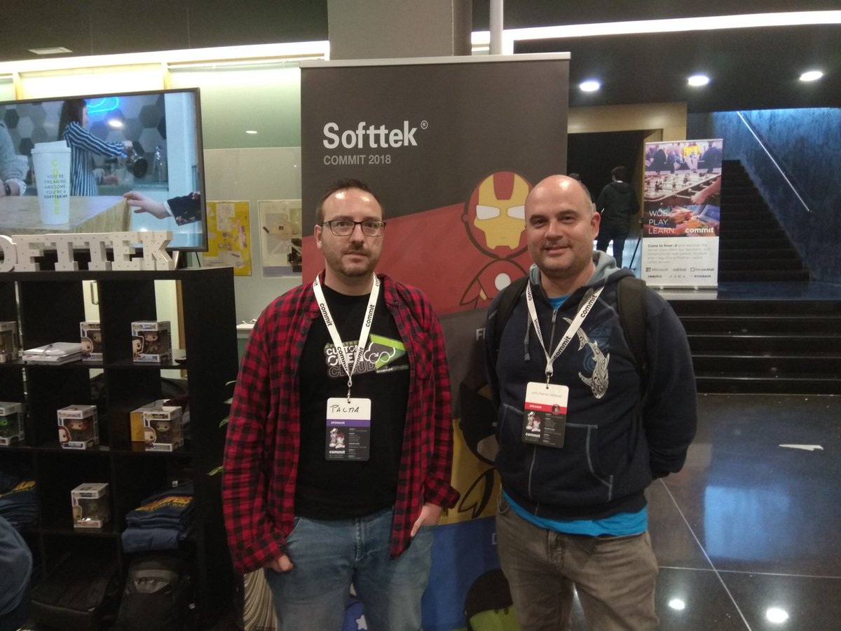 Sir_Neo's tweet photo. Disfrutando de la Commit en el stand de @SOFTTEKESPANA #THEDAILYWAR #LASDEVELOPERS #LOSDEVELOPERS https://t.co/YNcTULMGKe