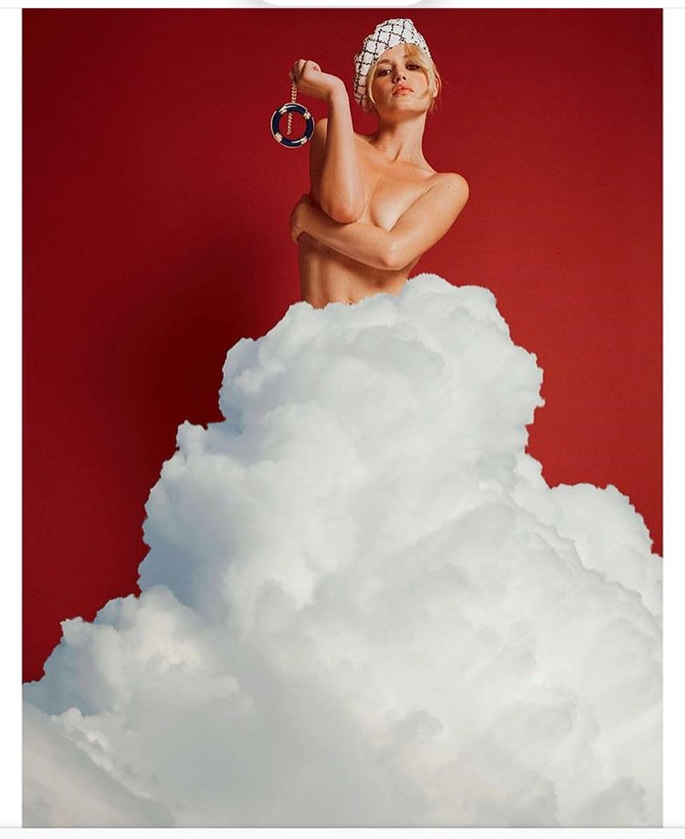 Nicole_Golin's tweet photo. Beautiful @GeorgiaMJagger  for @CHANEL 🌸 https://t.co/gfLPesfEL8