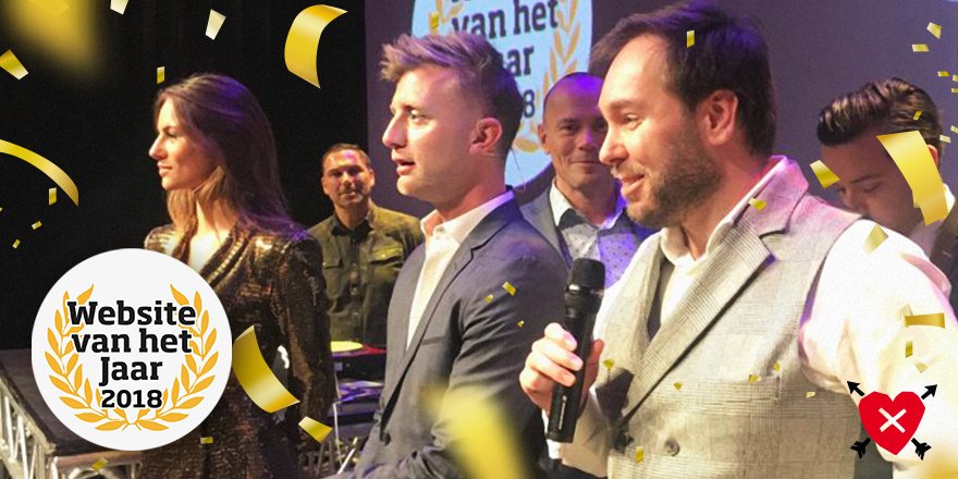 Redmatters's tweet photo. Champagne! Voor de derde keer winnen we met @UniqueNL de website van het jaar award! #TROTS #wvhj18 #WVHJ2018 @WvhJNL #unique #redmatters https://t.co/JqKF6SdmZ9