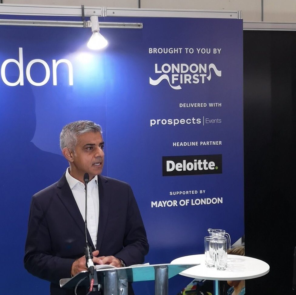 Great to be at #SkillsLondon with @London_First on behalf of @worldskillsuk & to hear @SadiqKhan speak about the need to support more young Londoners into #apprenticeships 👍