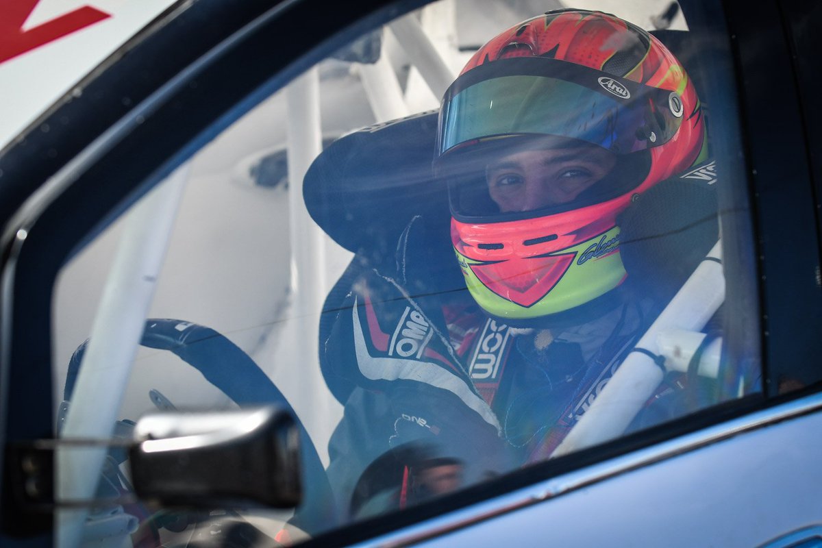 Gastón Cabrera se subirá a un #FluenceGT de <a href="/RenaultSportARG/">.</a> en la previa del Gran Premio Coronación de Súper TC2000 

#Comunicado 👉goo.gl/xmrVzX