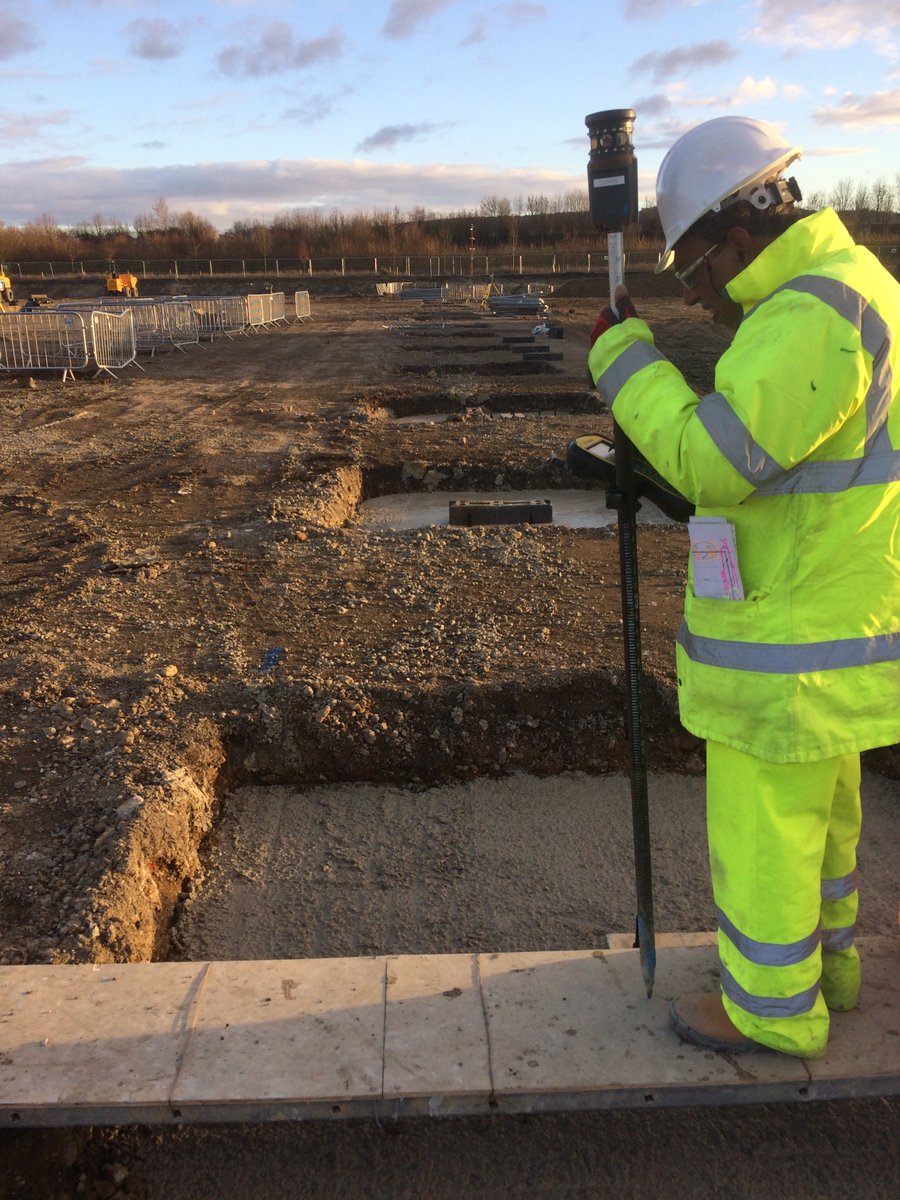 ParkwayMK's tweet photo. Week 9 on Phase 3 at Aston 41, Aston Clinton! #construction https://t.co/gZMxm0Lpwf