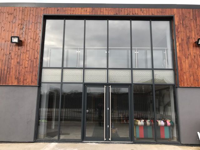 SRL_Ltd's tweet photo. #curtainwalling is a great way to let natural light in. 

Check out more of our work 👇

https://t.co/iIt52AFPyg https://t.co/d5Sioii7Pk