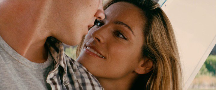 Happy Birthday to Kelly Brook who turns 39 today! Name the movie of this shot. 5 min to answer! 
