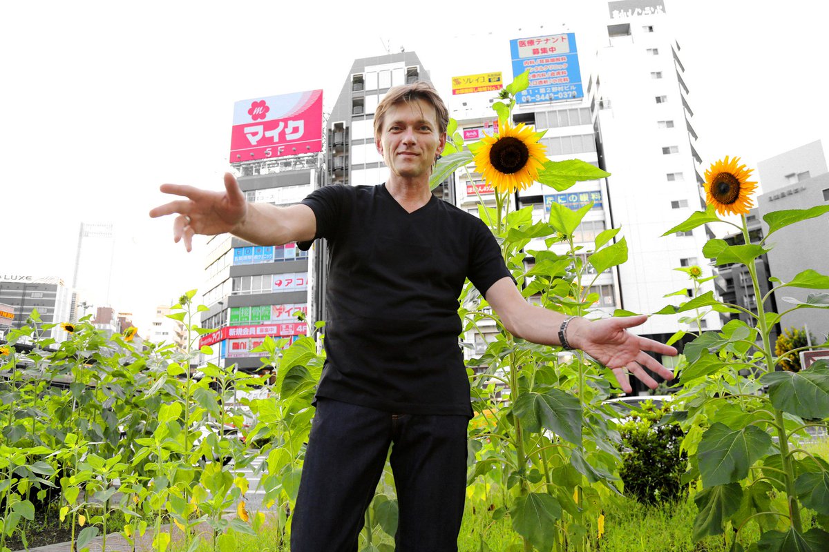 909originals's tweet image. 909originals presents ORIGINS… @mijkvandijk. As part of our ORIGINS series, @909originals caught up with legendary #Berlin producer #MijkvanDijk to discuss his musical influences and the early days of the German #techno scene. Part Two to follow

909originals.com/2018/11/23/909…