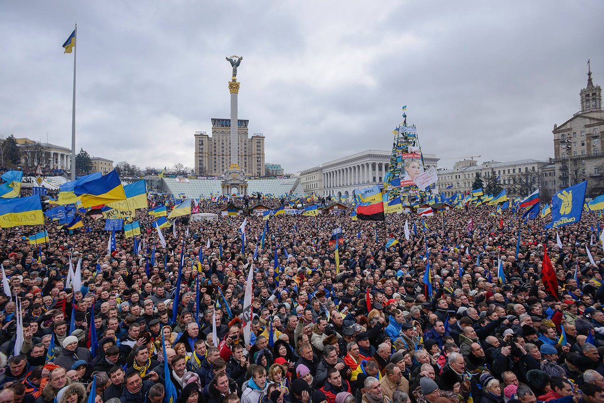 EUwatchers's tweet photo. Voices from #Ukraine : With the Maidan, Ukraine fought off Moscow not when empire was weak but when it was strong, Babchenko says https://t.co/zv0Eez5ZVR https://t.co/mZOIo6HZ6P