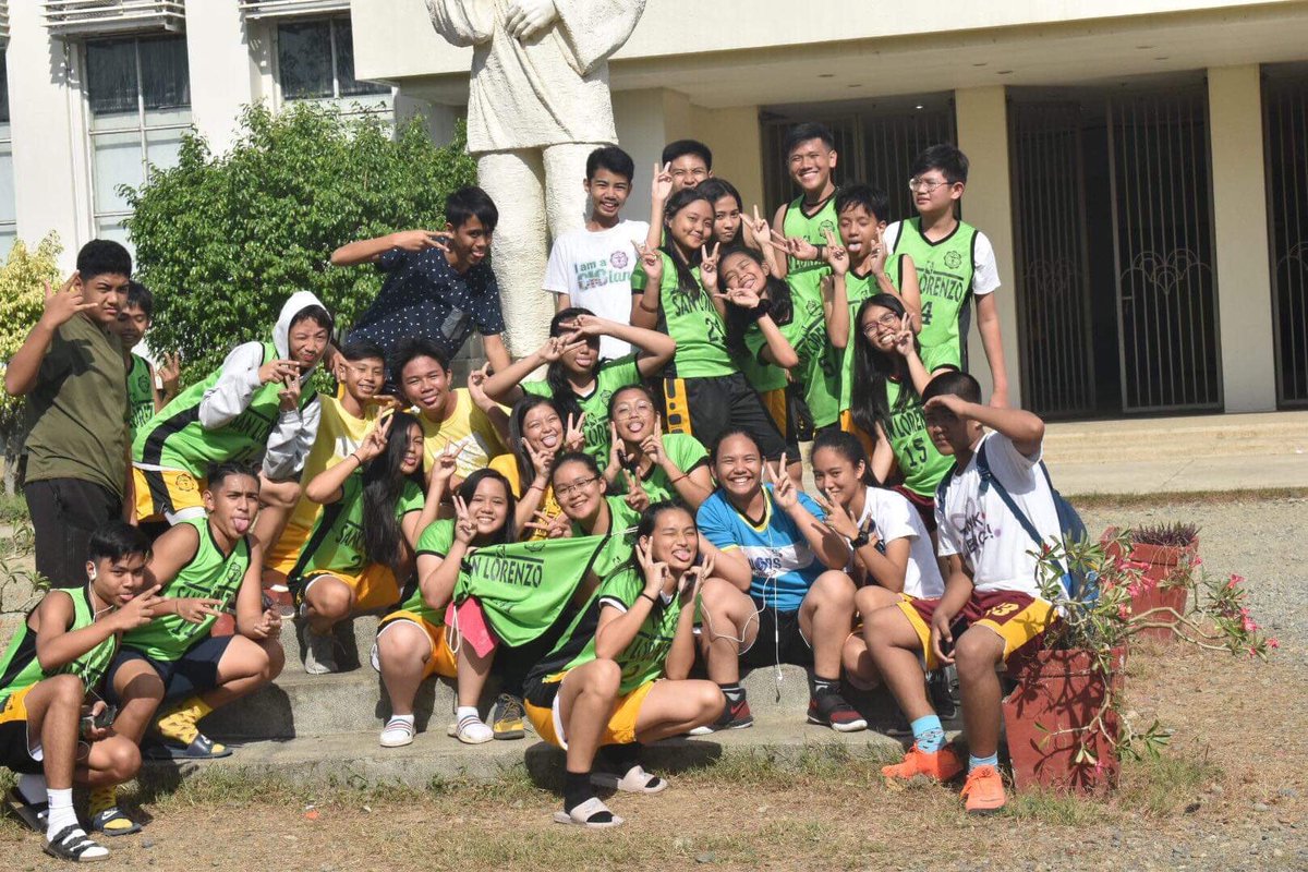 _Lorenzawww's tweet photo. This section will always be one of the bests in our high school lifeโจ๐
#1stYearHighIsUnforgettable
#Intrams2k18 https://t.co/n8xEN7SNAM