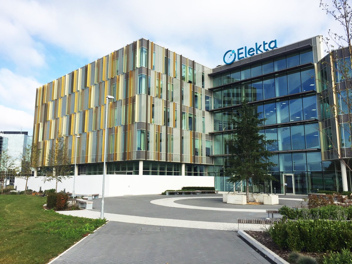 MethodLtd's tweet photo. Hoardings are up! Working in partnership with @tpbennettllp , Method have begun works on the @Elekta Executive Briefing Centre in Crawley. #interiordesign #deisgnandbuild #healthcare #clinicalsolutions #workplacedesign https://t.co/GpkEEvWE1l