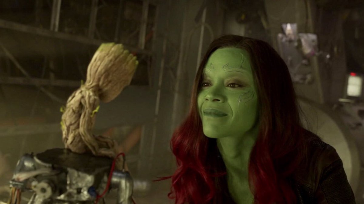 peterquillsI's tweet photo. gamora when she’s parenting groot vs gamora when she’s parenting the rest of the guardians https://t.co/tyqceUZkQ6