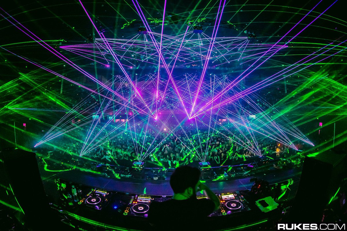Laserface_'s tweet photo. TOMORROW!🚨💥
Are you ready?!🔥
#DreamstateSoCal
#LaserfaceLA

Photo: @rukes https://t.co/pE0u1wcBSa
