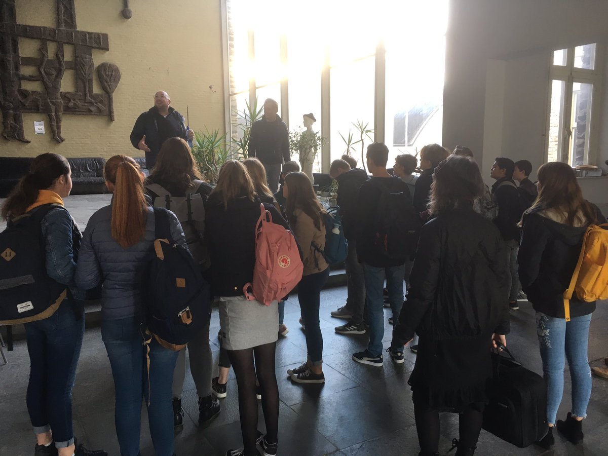 Leerlingen van 3 havo en 3 gymnasium van het <a href="/bernardinuscoll/">Bernardinuscollege</a> gaan plannen maken om de HTS in Heerlen gasloos te maken! <a href="/WLheerlen/">Wonen Limburg</a> <a href="/gemeenteheerlen/">Gemeente Heerlen</a>