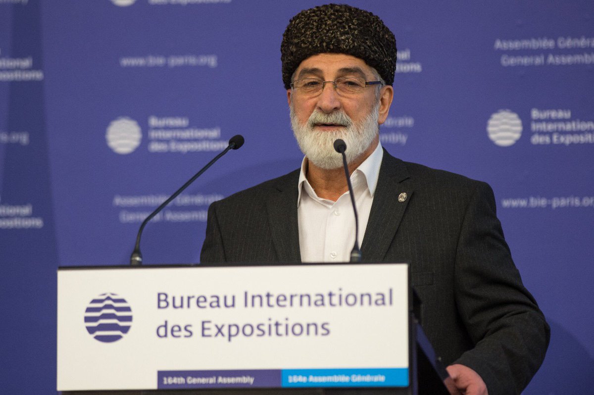 LIVE: "We regained our independence in 1991 &amp; rejoined the global family of nations [...] So much change to our gleaming city. Watching things get better [...]"

Parviz Baghirov, born in #Azerbaijan 80 years ago, on the seeds of development they experienced.

#WorldExpo2025