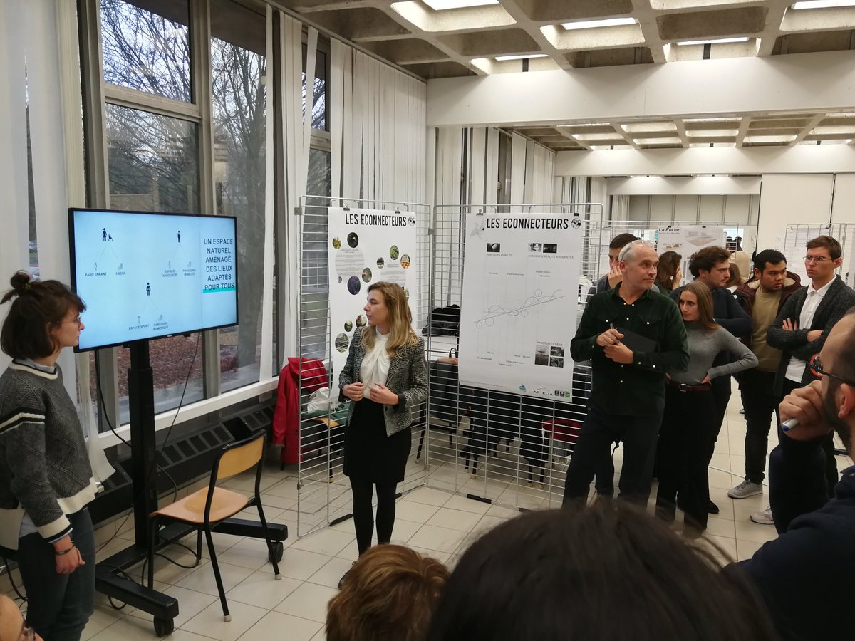Helsrn's tweet photo. #Citylab_Alliance Premières présentations : la Reconnection de l'homme et la nature mais aussi de l'homme à l'homme cc @audencia_com @CentraleNantes @ms_audencia @ensaNantes1 https://t.co/2UYUDVZGbw