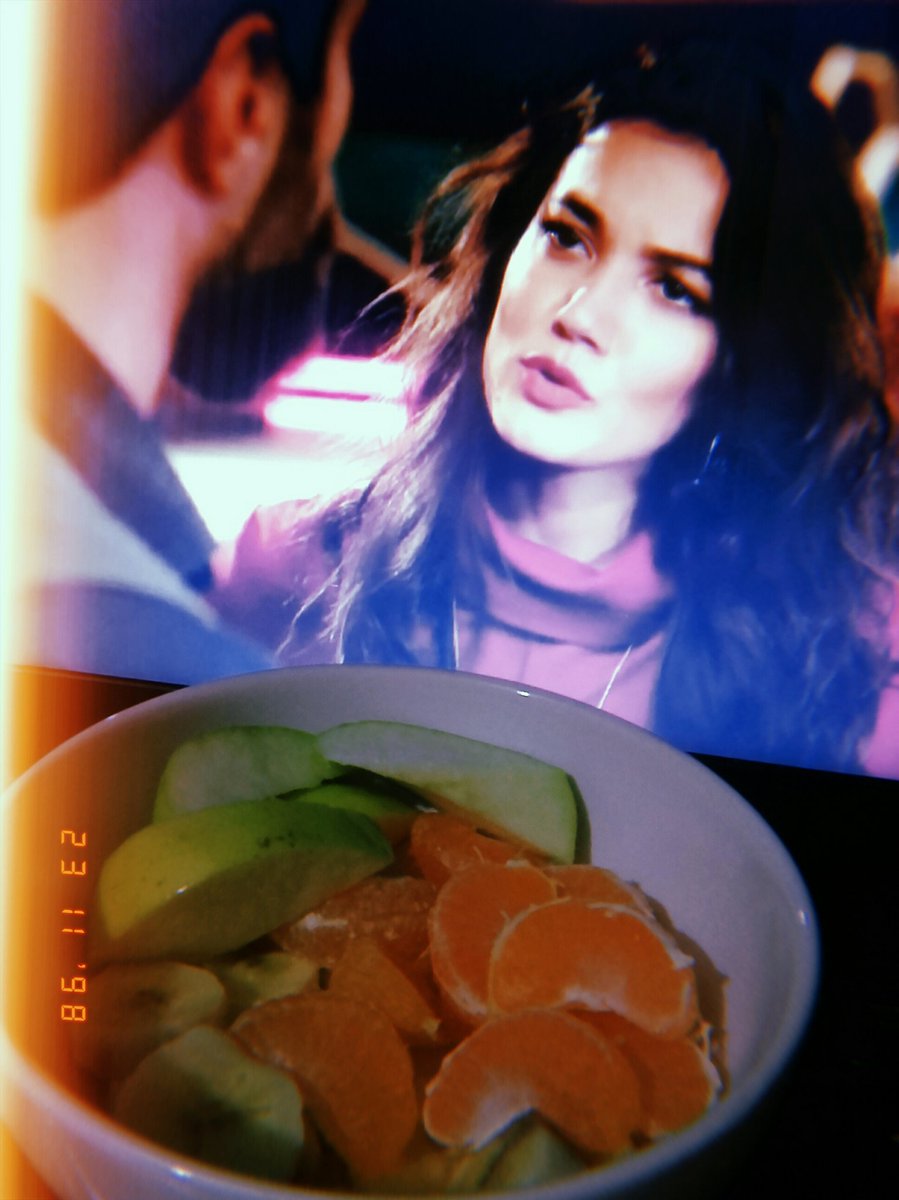 En güzel cuma🍌🍏🍊 <a href="/pinardeniz12/">pınar deniz</a> 
#BirDeliRüzgar