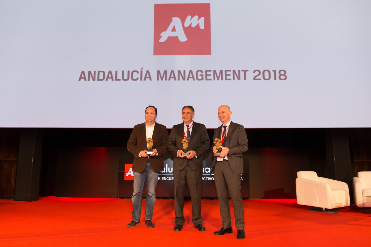 AyesaNews's tweet photo. Ayesa recibe el premio al Desarrollo Empresarial 2018 del foro Andalucía Management. El presidente, Jose Luis Manzanares Japón, recogió ayer el reconocimiento en Málaga. Felicidades también al resto de premiados @Graphestone y @Baeza https://t.co/gLr8KVARm8