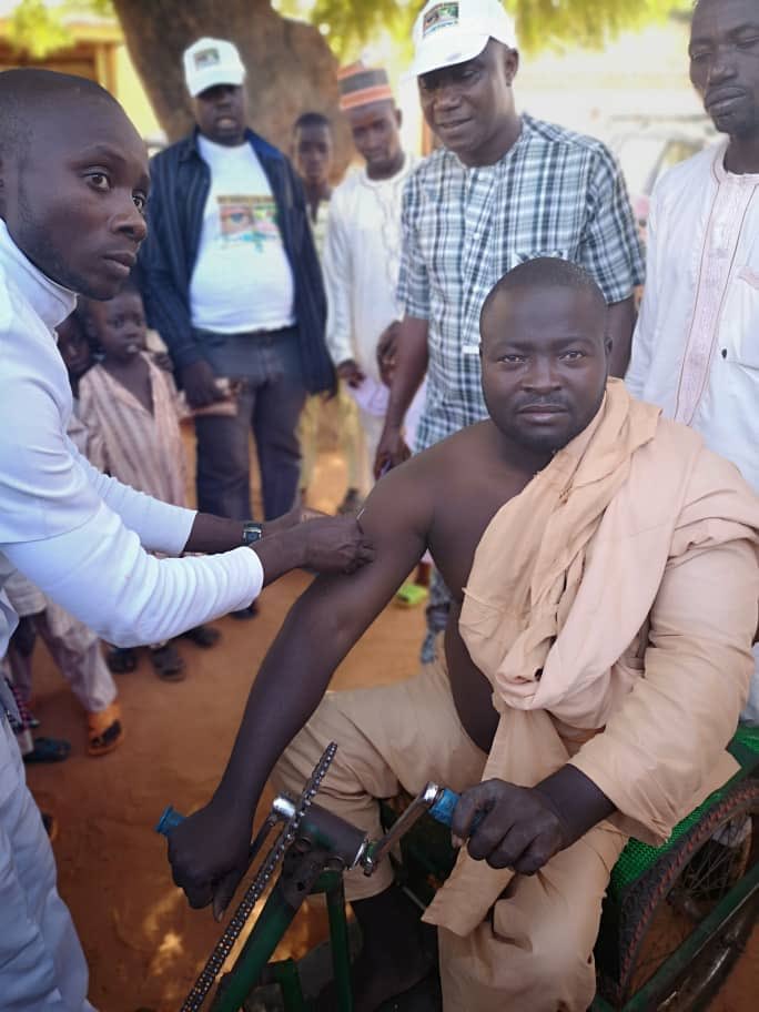 pterigoid's tweet photo. No one is left out in a vaccination campaign as long as you are eligible Vaccination a physically challenged in the ongoing Yellow Fever Vaccination campaign in Shagari LGA of Sokoto            Photo credit NMYTCC @NphcdaNG @chi https://t.co/uiT3xHWohd