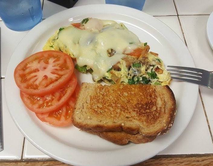 BBD2Tulsa's tweet photo. After feasting to your heart's content yesterday, lighten things up a bit with a heart-healthy meal at The Deuce. https://t.co/KIjEK1tnHq
