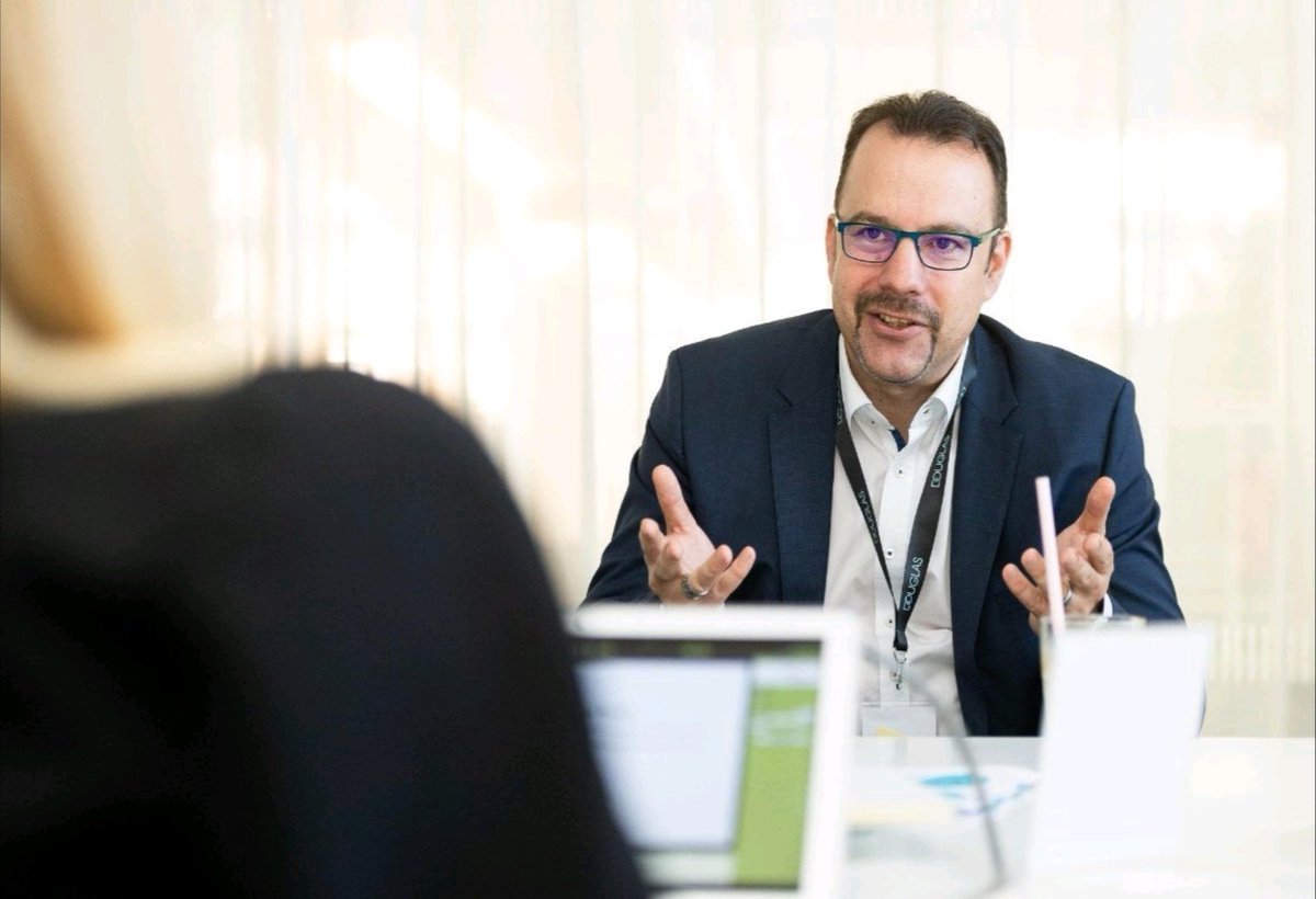 BerndPreuschoff's tweet image. A little snapshot from the #mentoring session last week at #forwardbeautychallenge - there&apos;s just nothing better than helping companies &amp;amp; their people on their way! #lovemyjob #startup #blessed