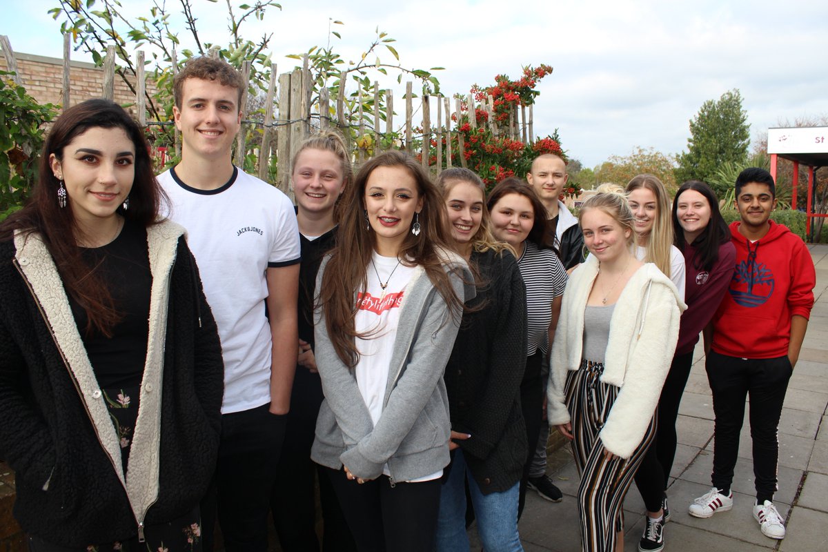 stkathsschool's tweet image. Great to see so many students and their families at the Sixth Form open evening last night.  If you need any more information check our website bit.ly/2R3zxkA  Don't forget to send us your application!  #stepintoyourfuture