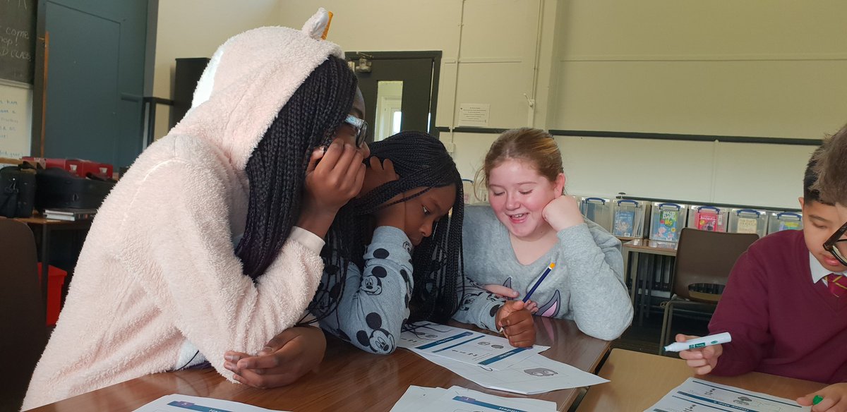 STEMAllSaints's tweet image. @MrGoodart visited @MarthaPrimary today as the oldest of the #YoungSTEMAmbassadors because the team were at their first university top-up session. The P7s enjoyed creating algorithms to navigate a character to a goal. #offlinecoding is great fun, especially in your pyjamas.